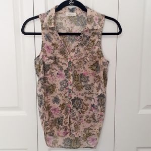 LOVECULTURE sleeveless shirt